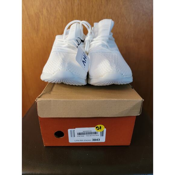 NIB - HUHV Flow 360 Cloud White Bone Running Shoes - M/6 W/9 - Picture 2 of 10